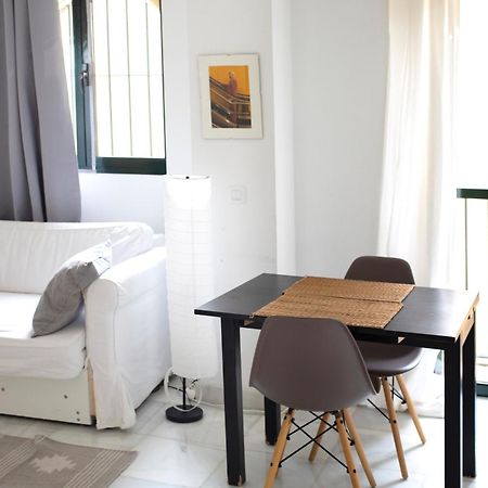 Ferienwohnung Atico Con Balcon En Pleno Centro Sevilla Exterior foto